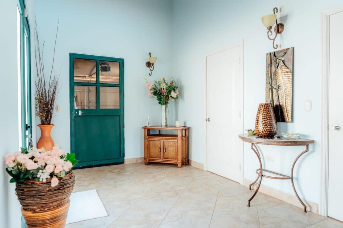 The Elegance Of Tierra Del Sol With Private Pool Villa Palm Beach Buitenkant foto